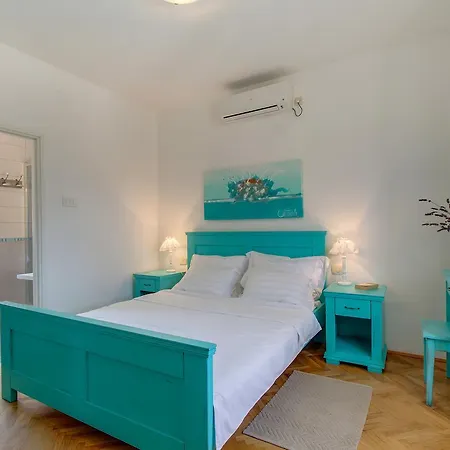 Sansegus Hotel 3*