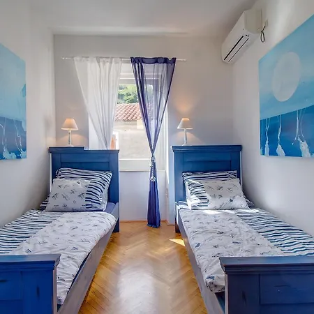 Hotel Sansegus 3*