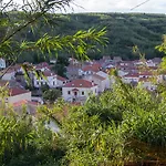 Sansegus 3*